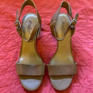 LUCKY BRAND Leather Sandals/Heels- Size 9- 3in heel